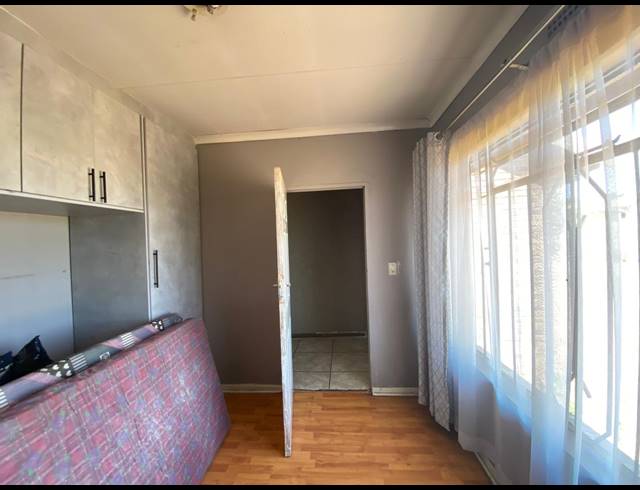 4 BEDROOM HOUSE FOR SALE IN STEEL PARK